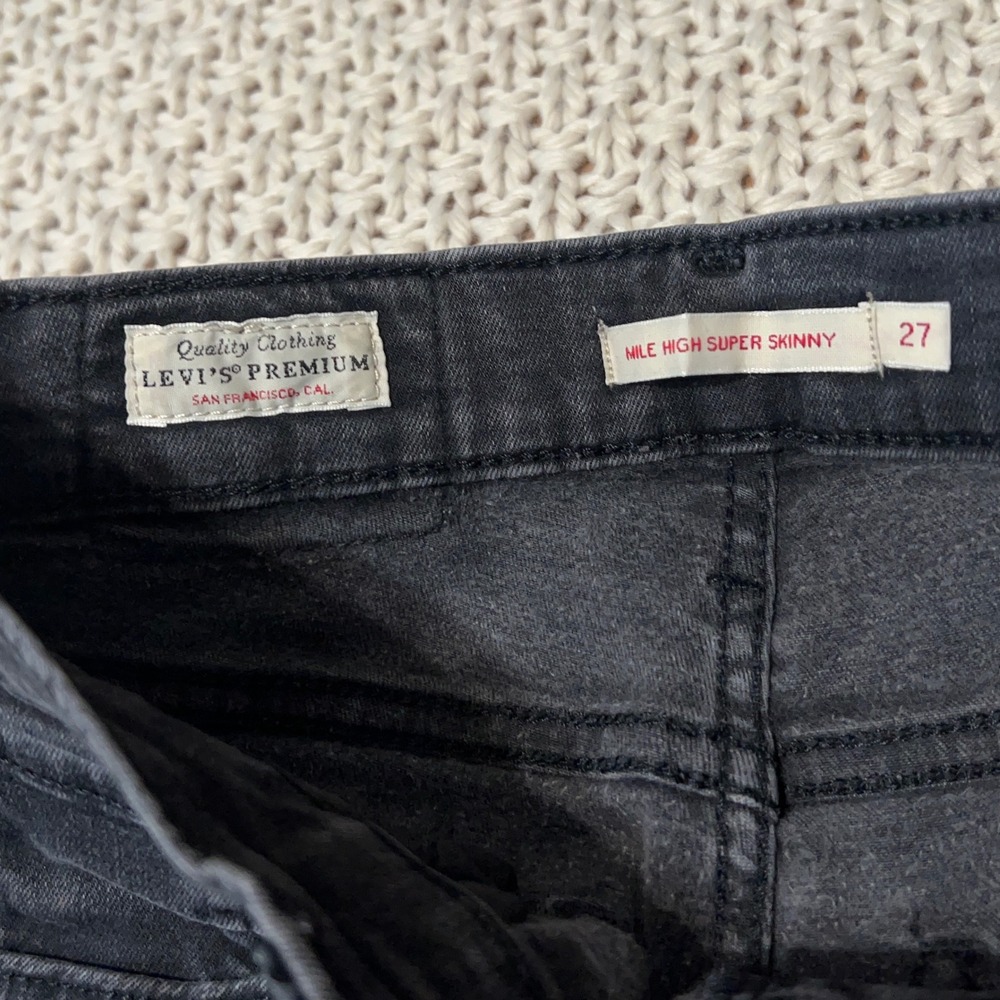 Levi's Premium Mile High Super Skinny Jeans Charcoal Black Women Size 27 - Picture 4 of 9